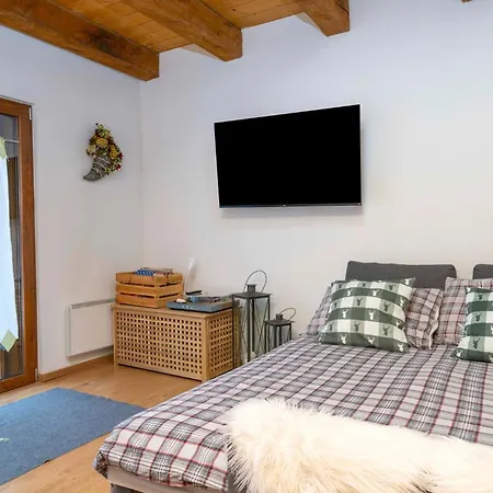 Guesthost - La Luna Delle Montagne Chalet Tarvisio