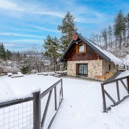 Guesthost - La Luna Delle Montagne *