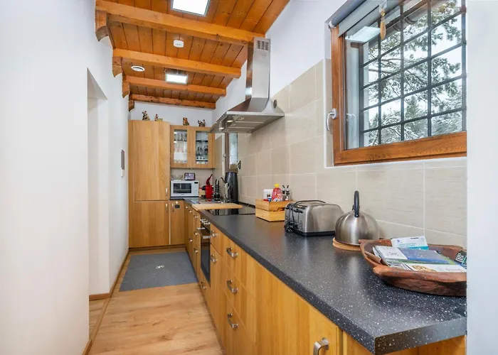 Guesthost - La Luna Delle Montagne Chalet Tarvis